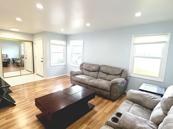 5th image of 1066 Longboat Ct #0