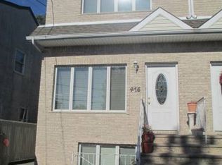 415 Cromwell Ave, Staten Island, NY 10305