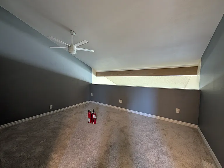 1419 Poseidon — Photo 13