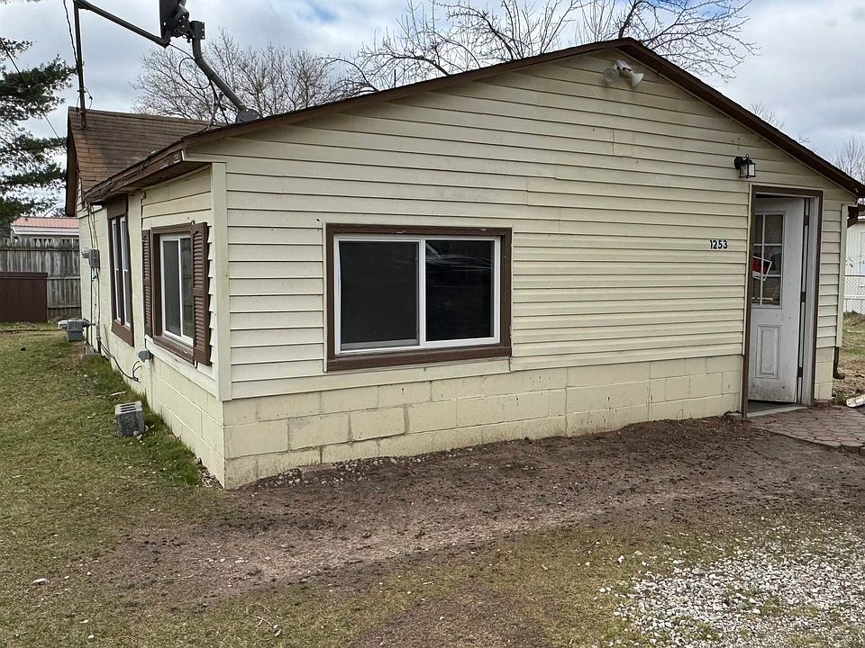 1st image of 1253 Denton Creek Rd