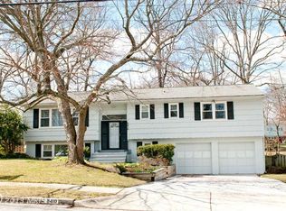 8410 Bound Brook Ln, Alexandria, VA 22309