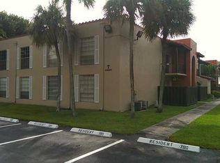 10826 N Kendall Dr #T4, Miami, FL 33176