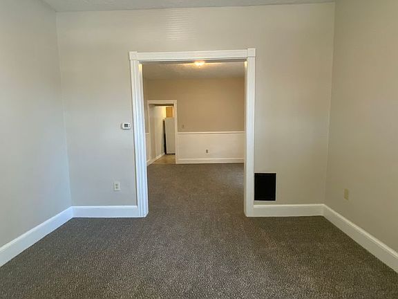 2nd image of 211 N State St