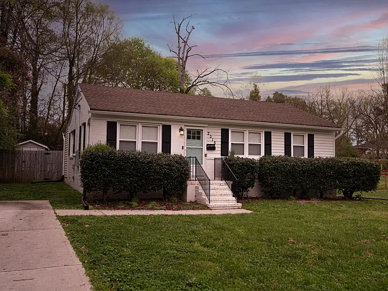 2315 Stevens Rd — Photo 26