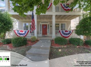 9925 Lexington Dr, Aubrey, TX 76227