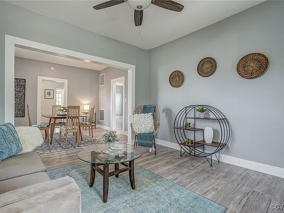 5th image of 2707 Oaklawn Blvd