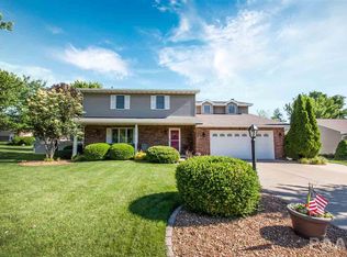 913 Dogwood Dr, Washington, IL