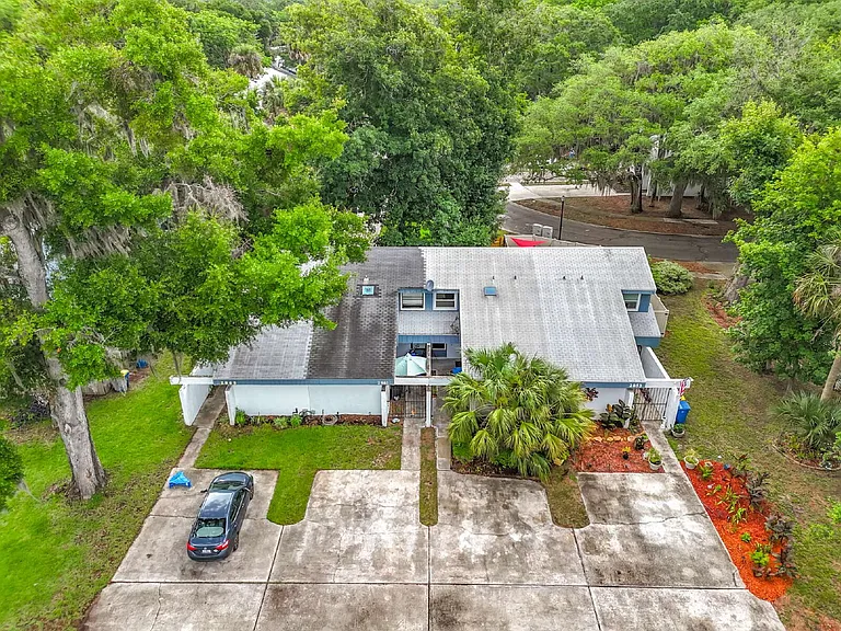 2857 Wonderwood Ln — Photo 34