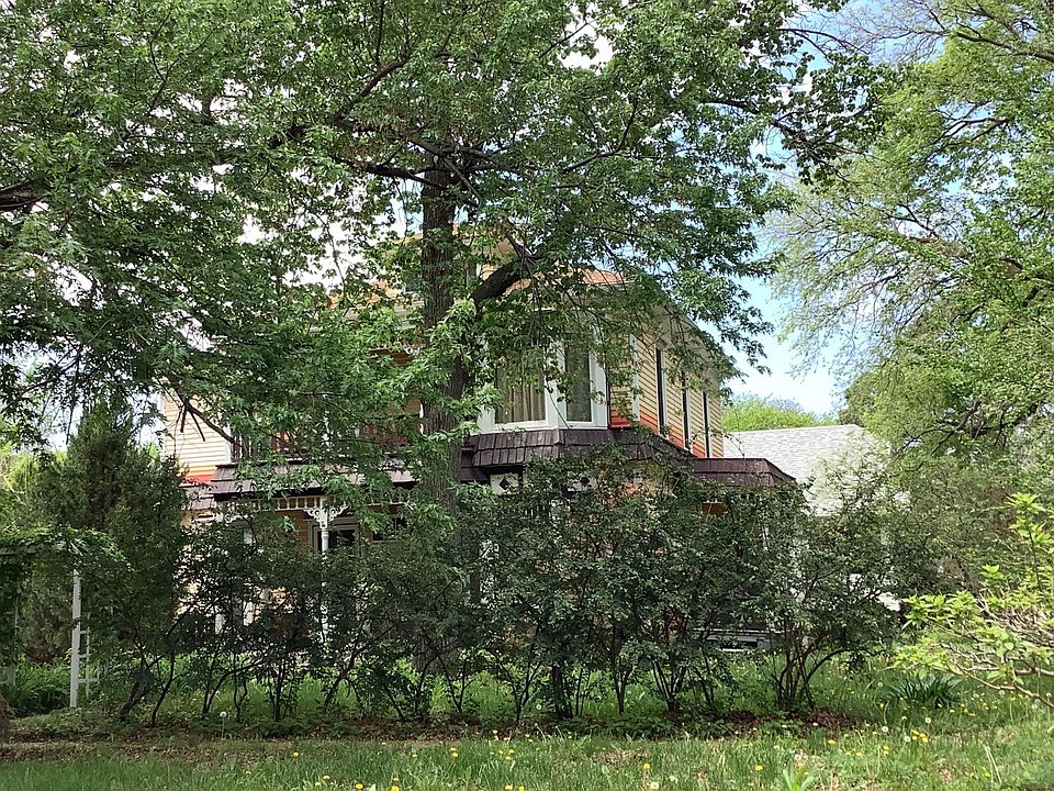 2nd image of 770 16th Ave