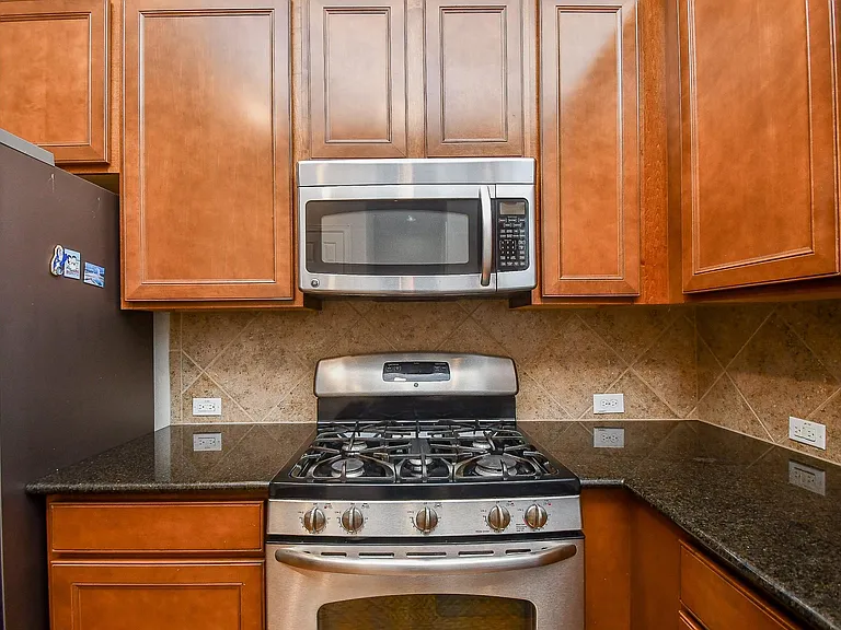 3126 Clearview Cir — Photo 9