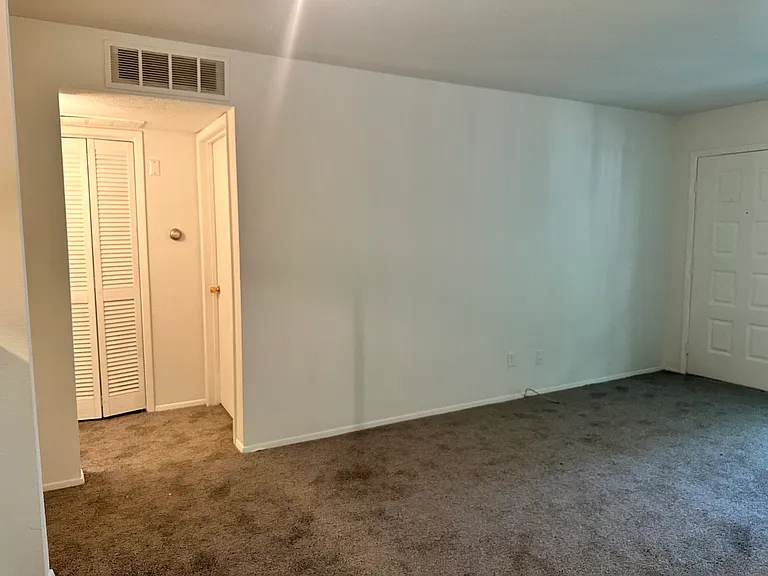 7313 Gulf Fwy #409 — Photo 17