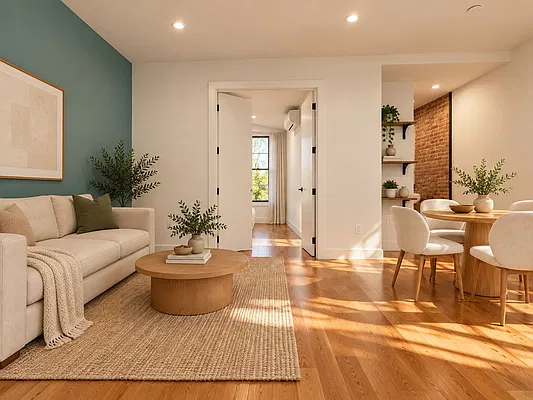 Living room, photo 2