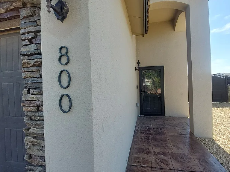 800 Caterick St — Photo 77