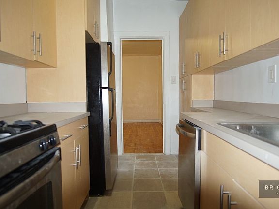 2nd image of 86 Fort Washington Ave APT 1H