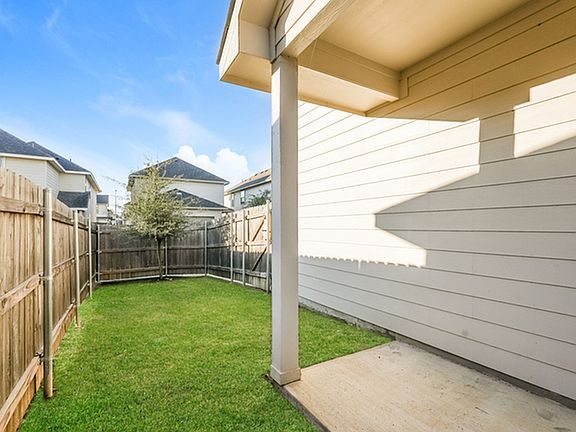 5th image of 5520 Eagle Point Dr