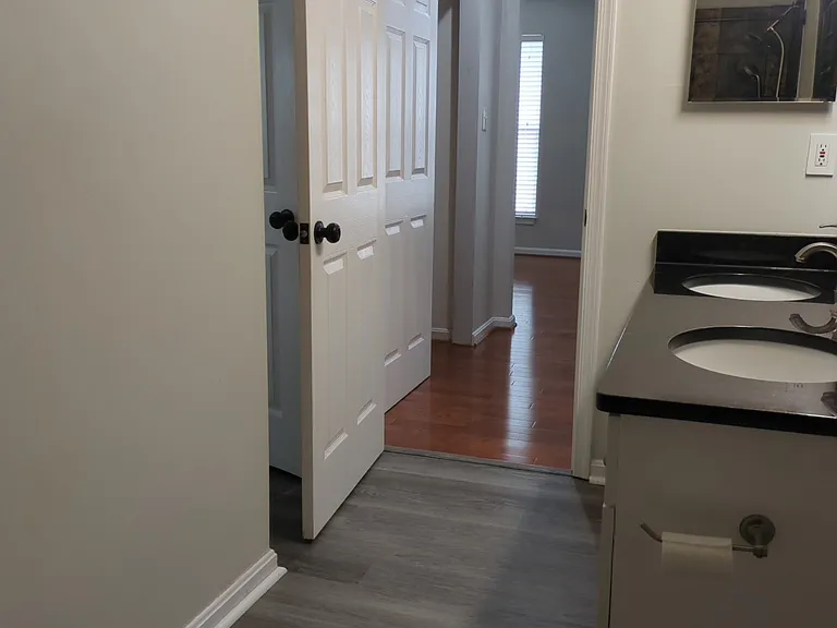 25260 Lake Shore Sq #205 — Photo 27