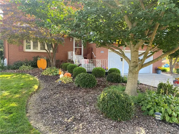 700 Mohawk Ave NW, Canton, OH 44708
