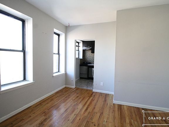2nd image of 286 S 2nd St APT 5B