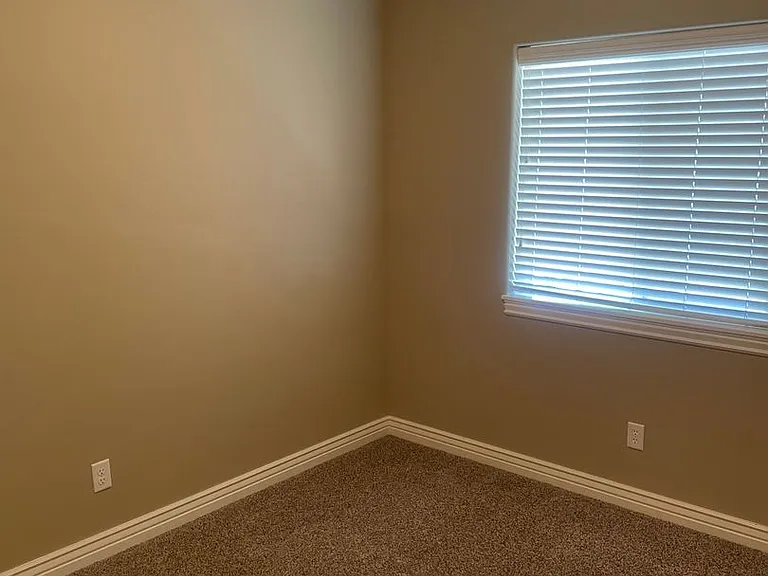 545 Countryside Ave — Photo 13