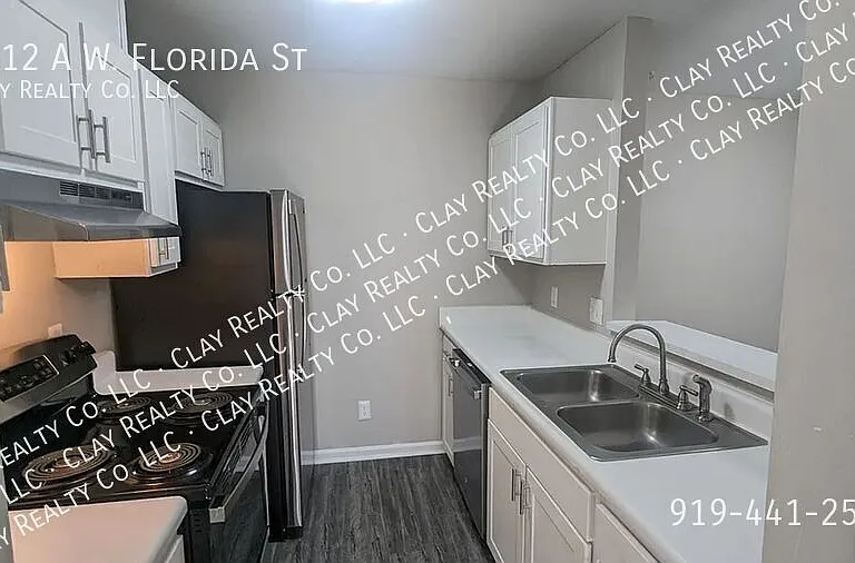 2912 W Florida St #A — Photo 2