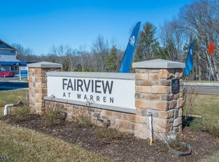 34 Dahlia Dr, Warren, NJ 07059