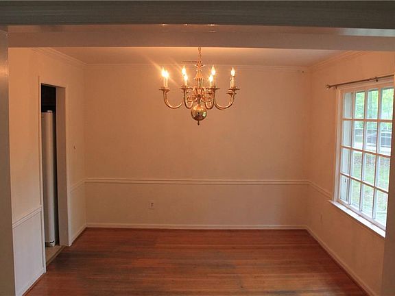 5th image of 5 Yarmouth Cir