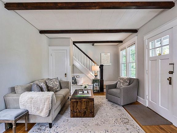 3rd image of 2759 Markbreit Ave