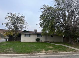 22 Candy St, Bakersfield, CA 93309