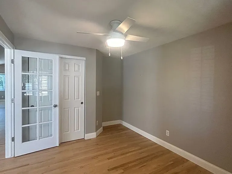 11248 W Progress Ave — Photo 7