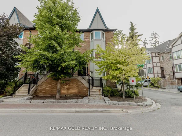 24 Wallace St, Vaughan, ON L4L 2P3