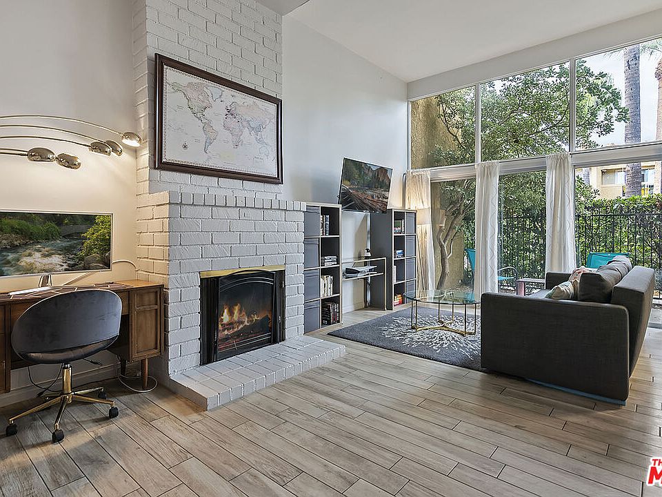 1st image of 5409 Yarmouth Ave Unit 7