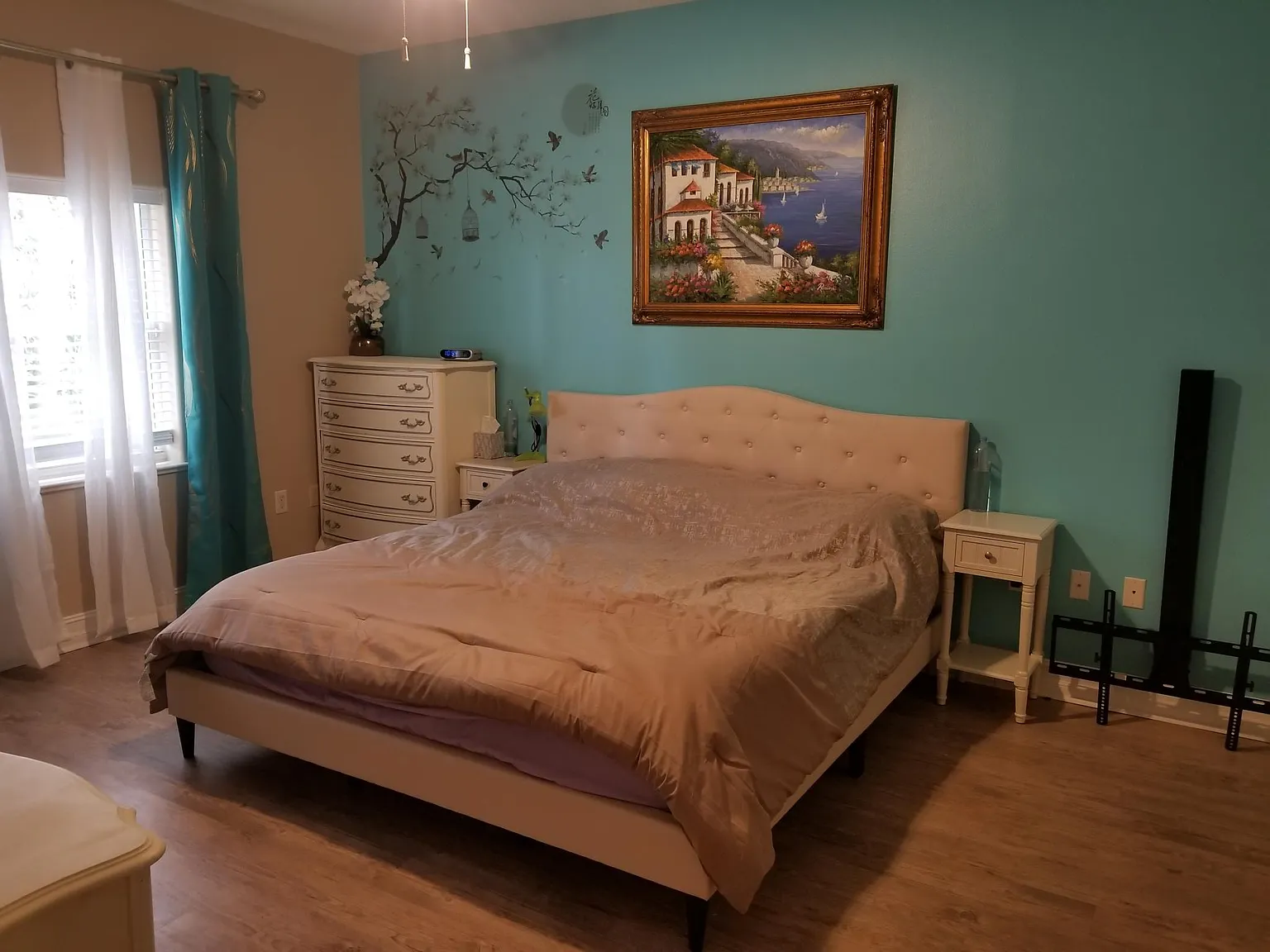 3 bed, 1604 sqft, $2,200 — Photo 1