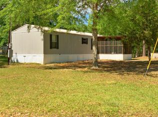 304 Lotts Rd, Claxton, GA 30417