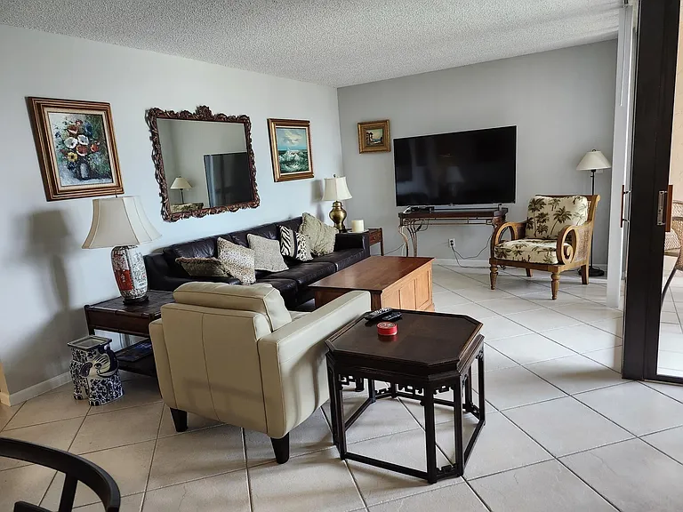 450 Egret Cir — Photo 8