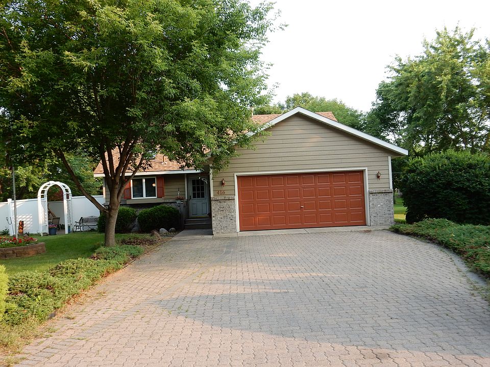 curb appeal great w/paving 