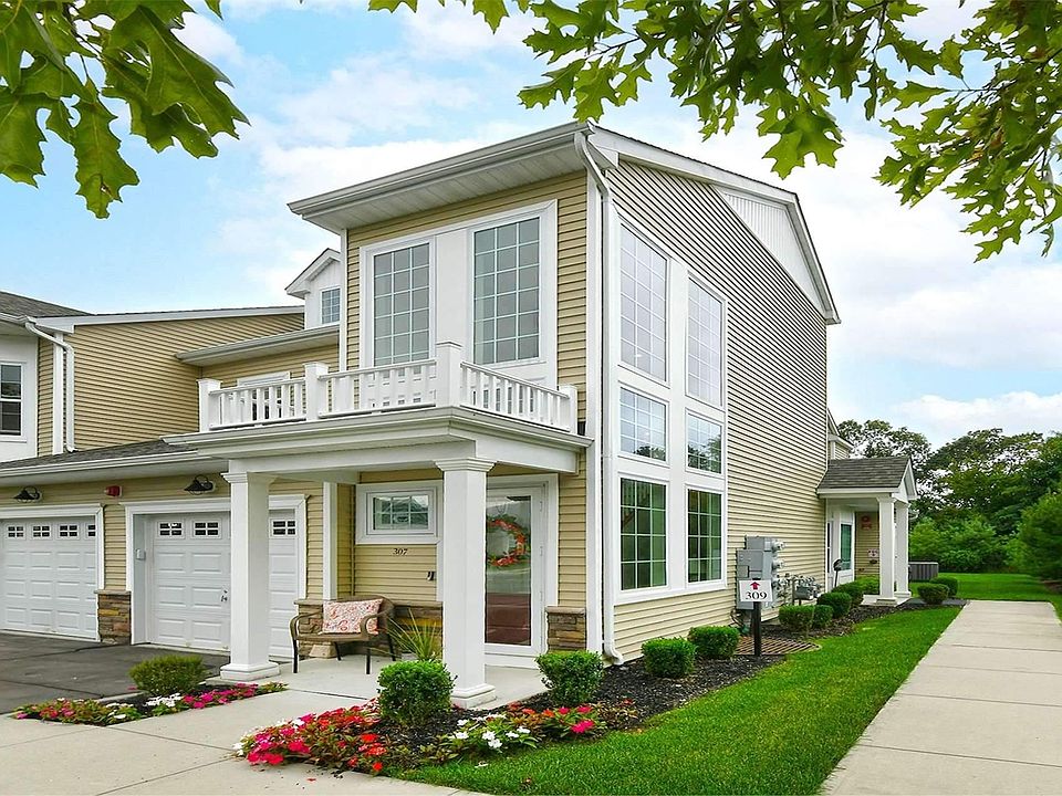 1st image of 307 Halley Drive #307