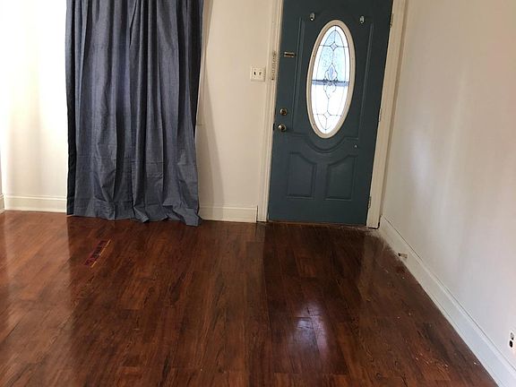 5th image of 1537 Comer Ave