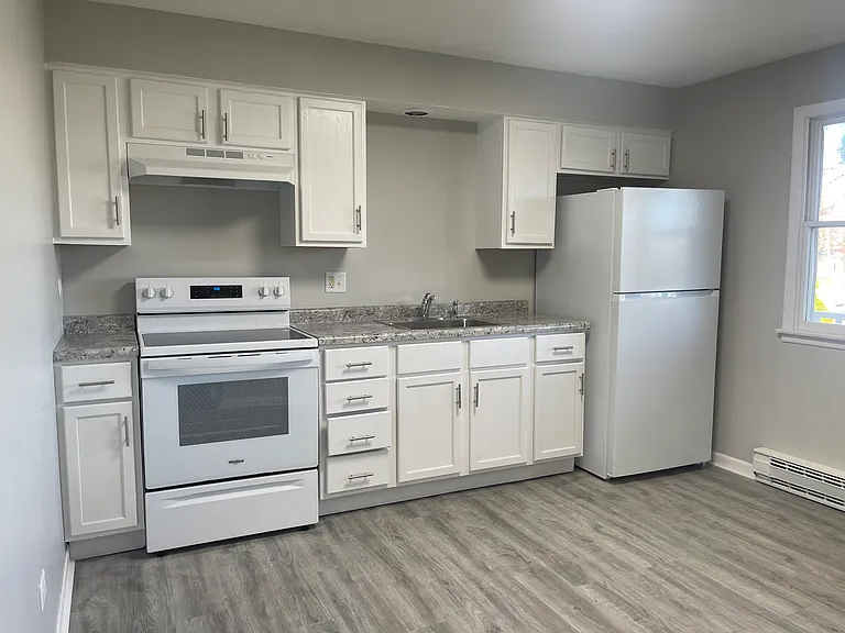 358 W Bethel Dr #6 — Photo 6