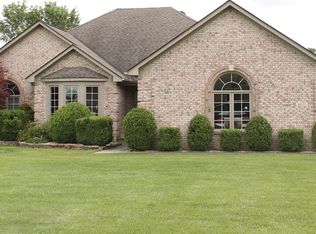 6627 Arnold Rd, Cottrellville, MI 48039