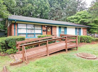 634 Kentbrook Dr, Charlotte, NC 28213