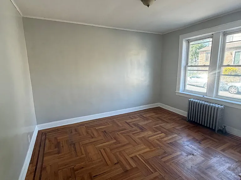 9-11 Fuller Pl #1 — Photo 3