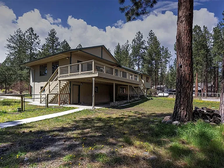 4020 Wakantanka Way — Photo 3