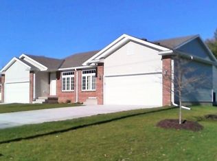 742 W A St APT 1, Lincoln, NE 68522