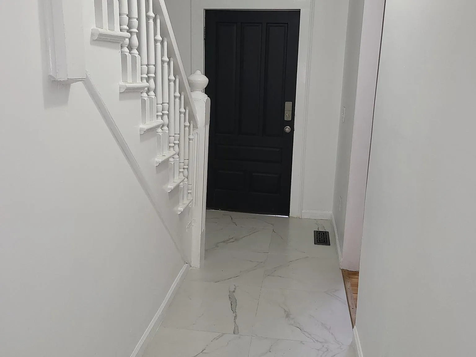 138 Greenwich Ave — Photo 4