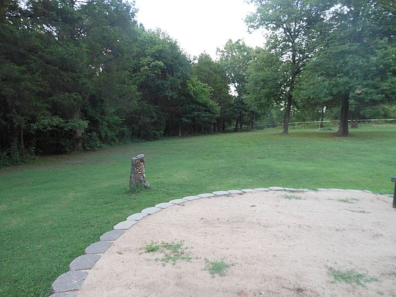 3rd image of 7105 Cardinal Dr