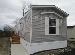 29 Leesburg Ct, Imperial, PA 15126