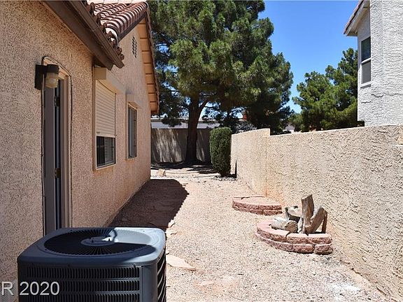 4th image of 498 Old Palms Dr