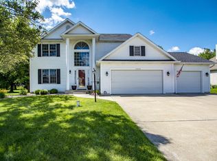 10286 S Cedar Lake Dr, Granger, IN 46530
