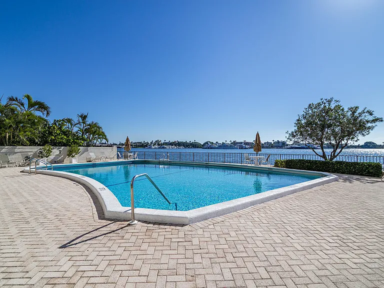 1200 S Flagler Dr #1706 — Photo 10