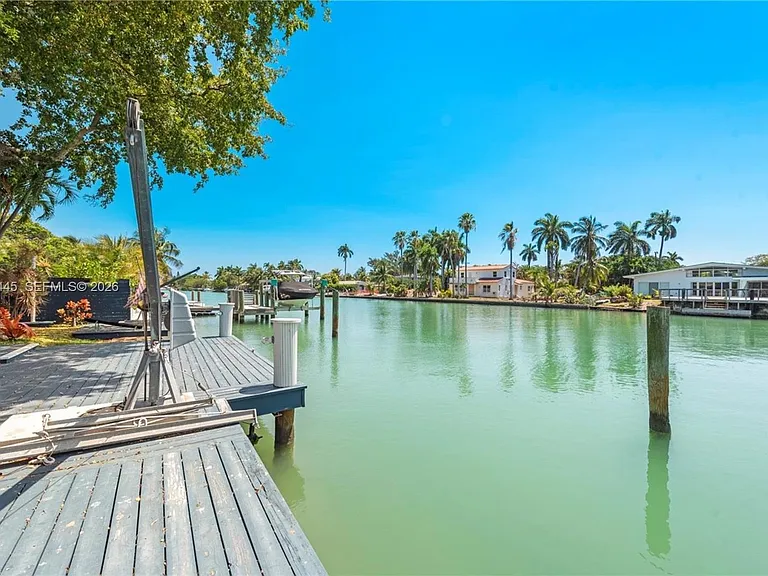 540 S Shore Dr — Photo 47